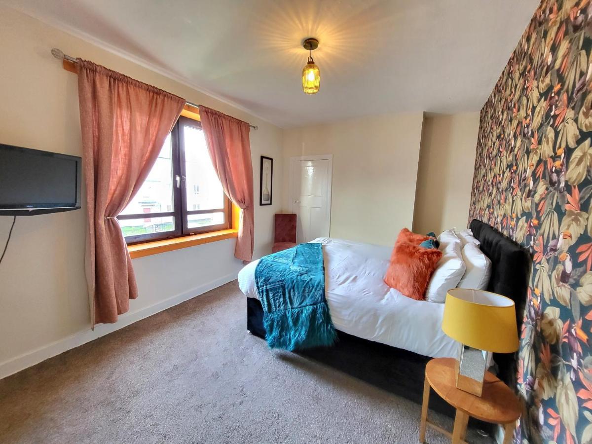 3 Bedroom Aprtmt At Sensational Stay Serviced Accommodation Aberdeen- Froghall Avenue Dış mekan fotoğraf